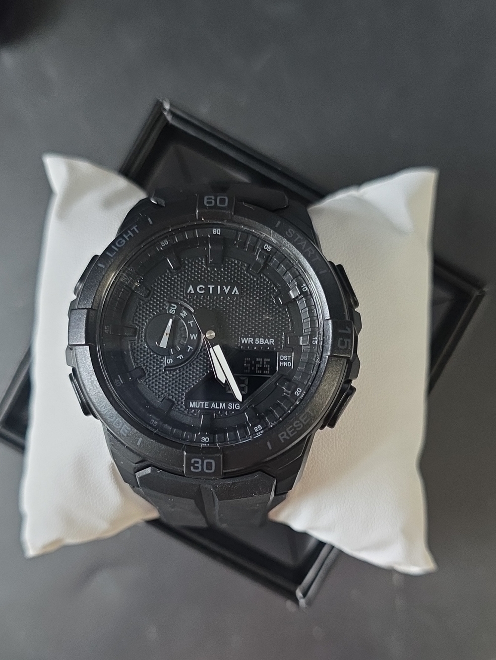 401. Activa X Invicta Spry Analog-Digital Quartz 53mm Black Sports Watch